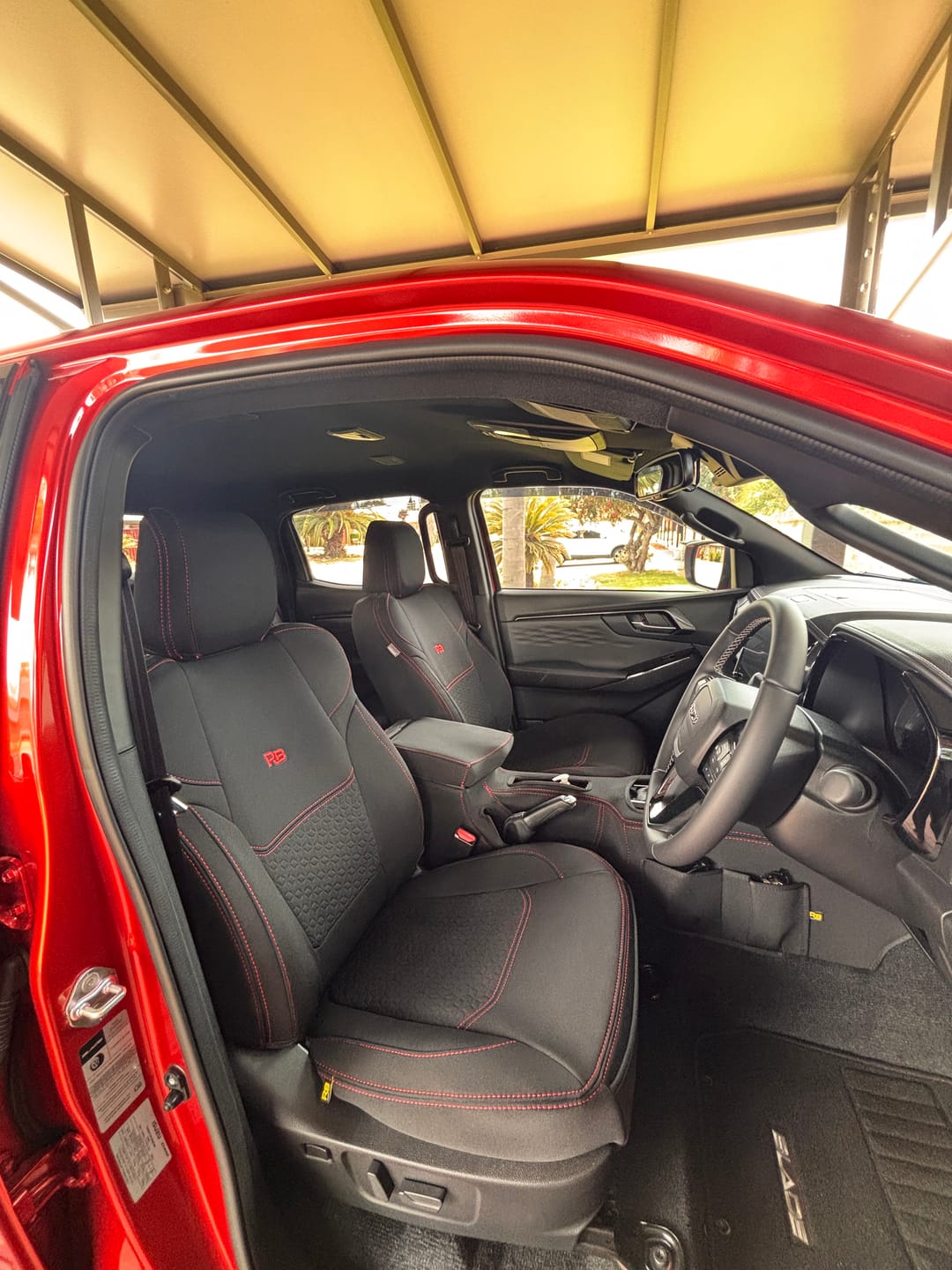 Customer photo review of Isuzu D-MAX RG Dual Cab - LS-M, LS-U, LS-U+, X-Rider, X-Terrain - GP6 Premium Neoprene Full Bundle (Available)