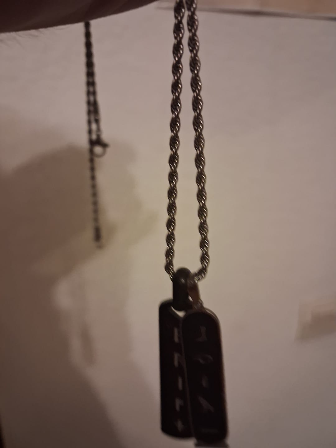 Customer photo review of Collier Runes Viking Gravé Homme