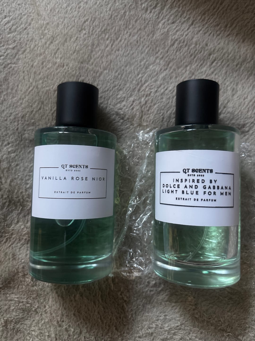 Customer photo review of Vanilla rose nior  unisex
