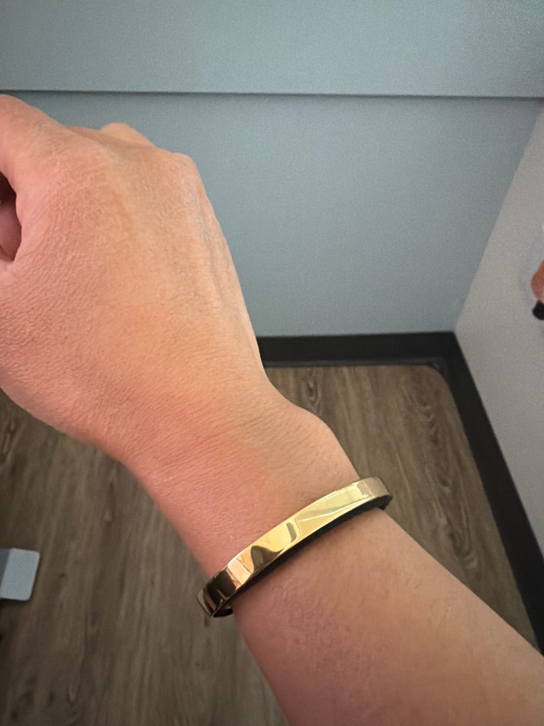 Customer photo review of Hair-tie Hider Cuff Bracelet