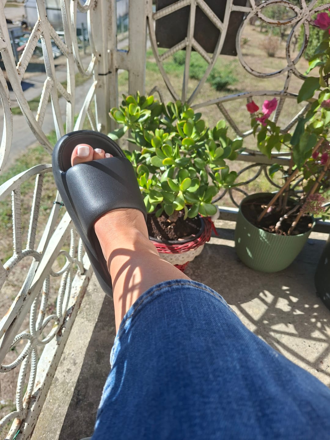Customer photo review of Poofs Classic women
