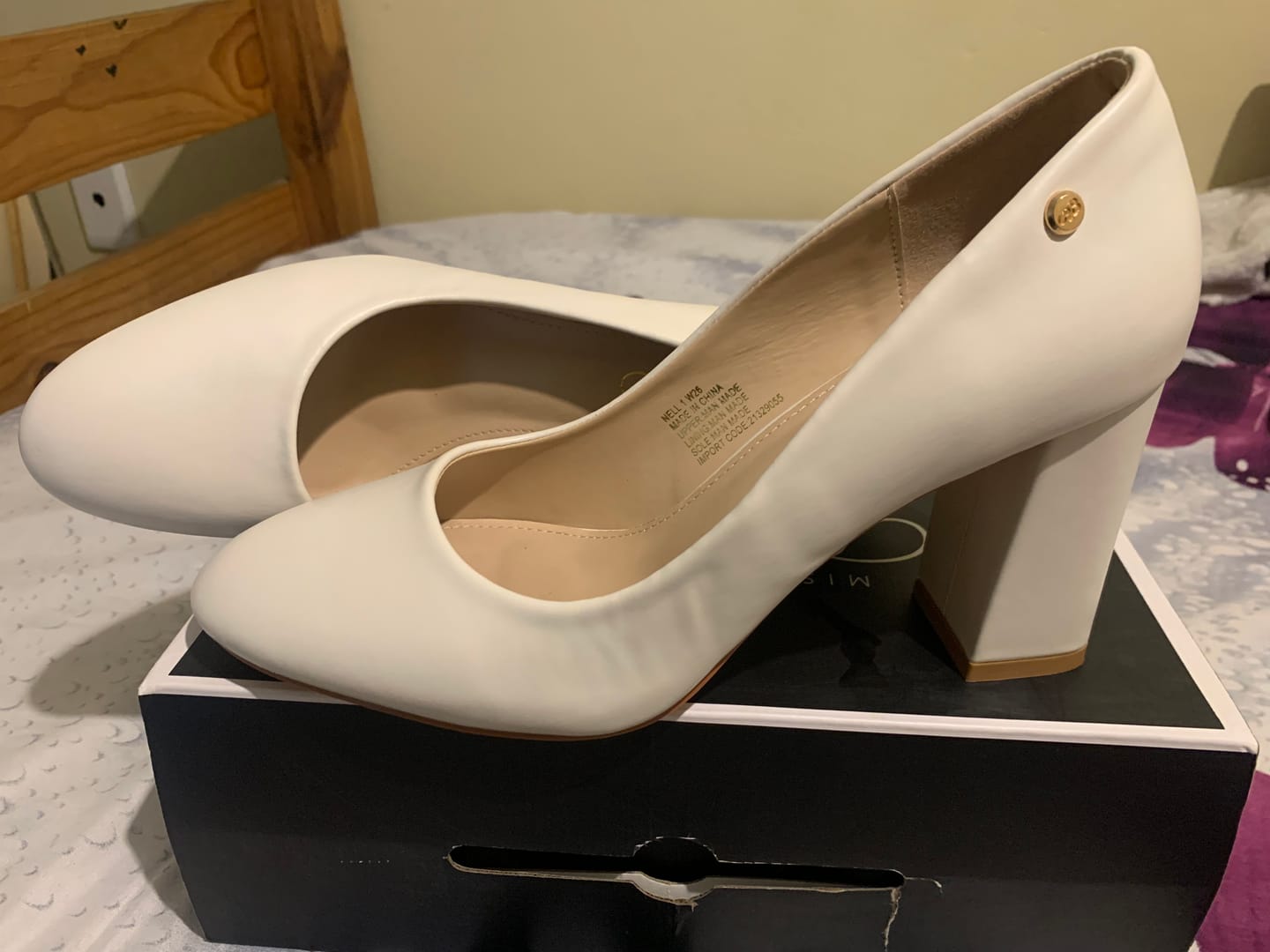 Customer photo review of Miss Black Nell 1 Court - White