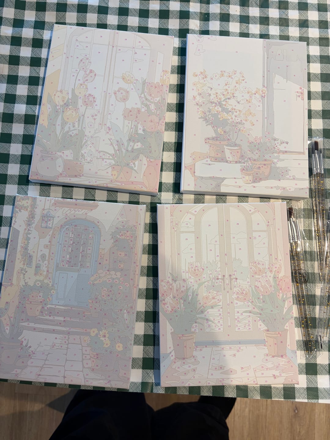Customer photo review of 6 Mini Paintings - Colorful Cocktail Set