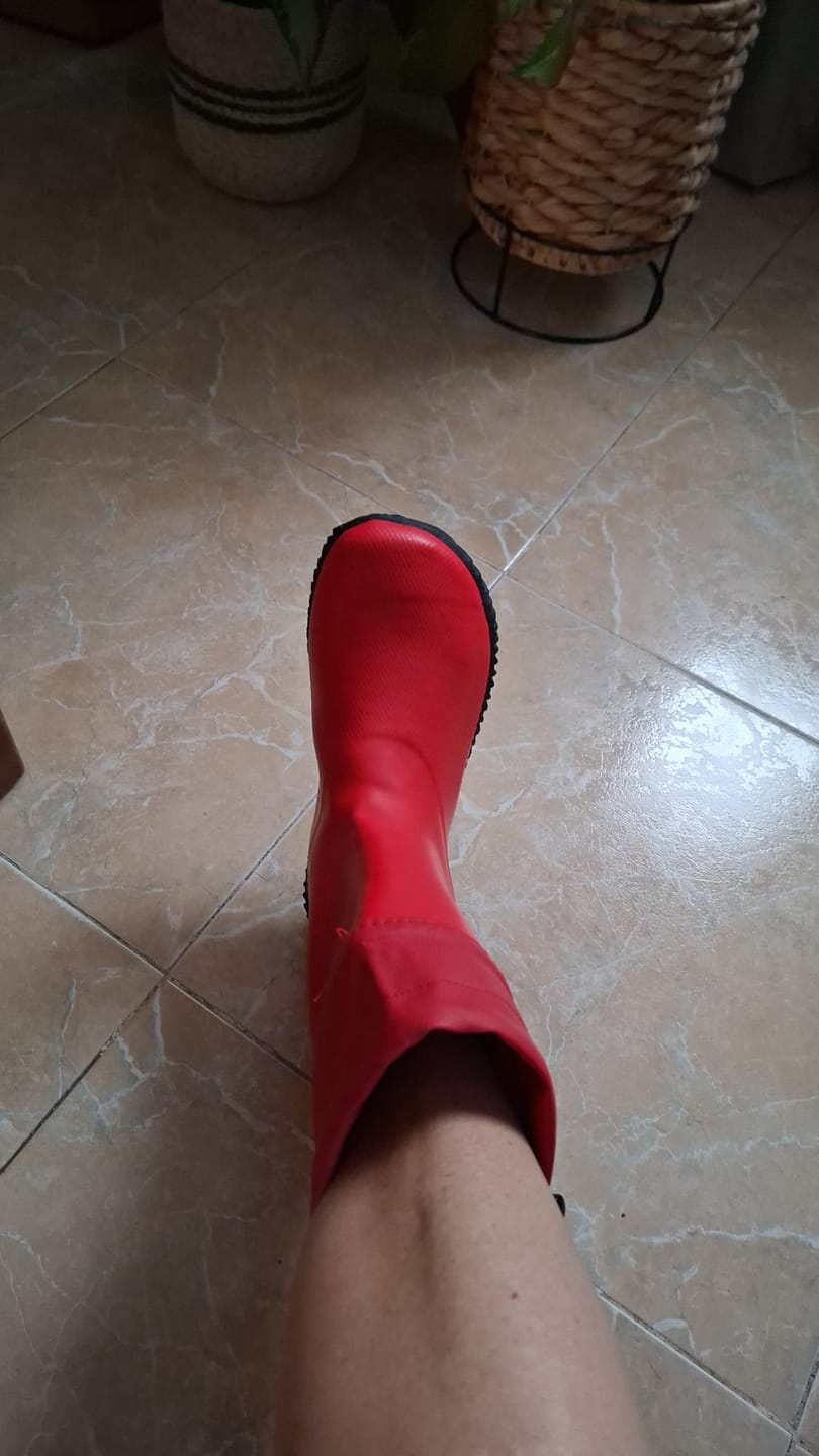 Customer photo review of Brisk Ⅰ - Barefoot Botas De Lluvia