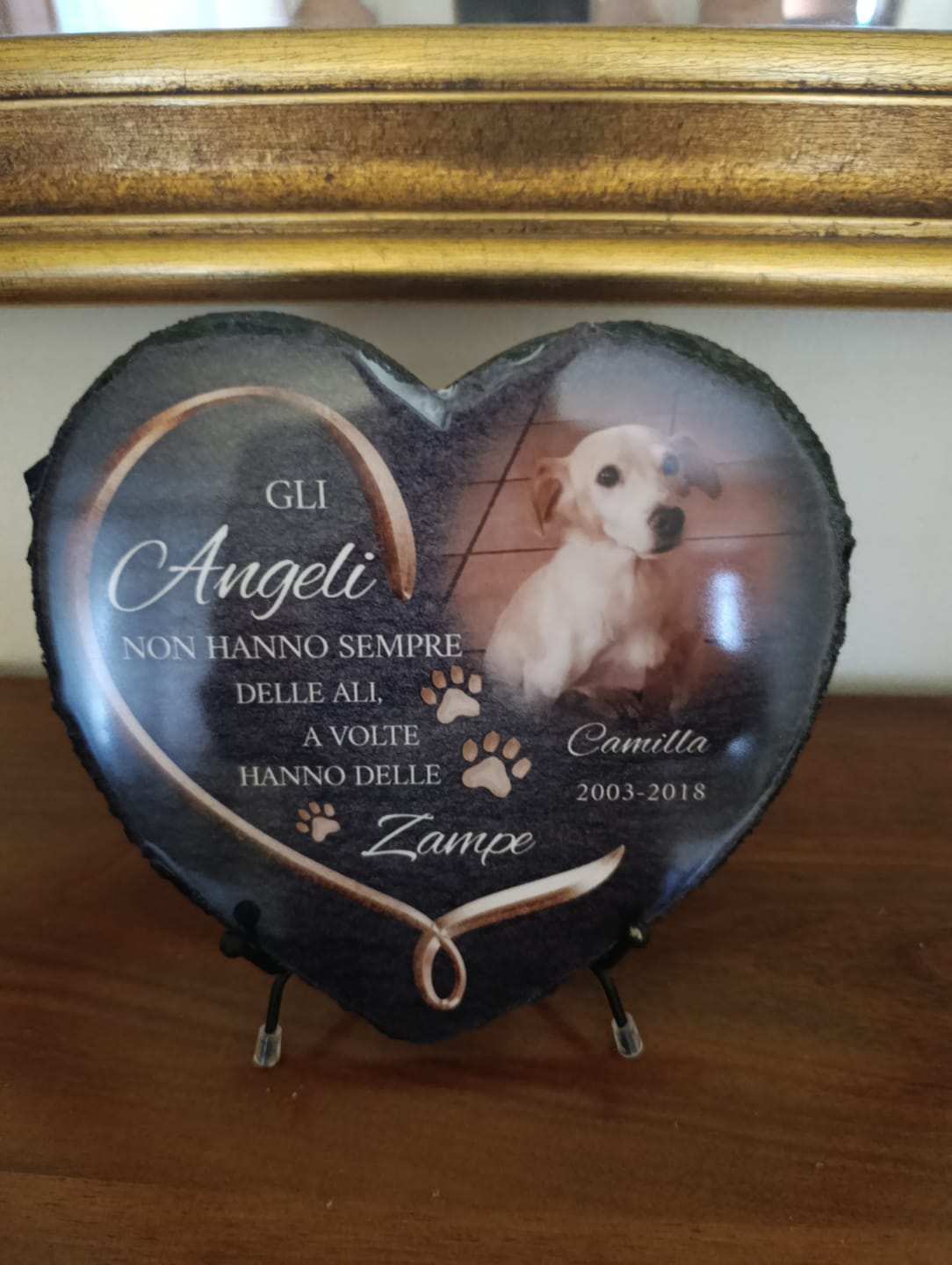 Customer photo review of Gli angeli hanno delle zampe - Cuore in ardesia personalizzato