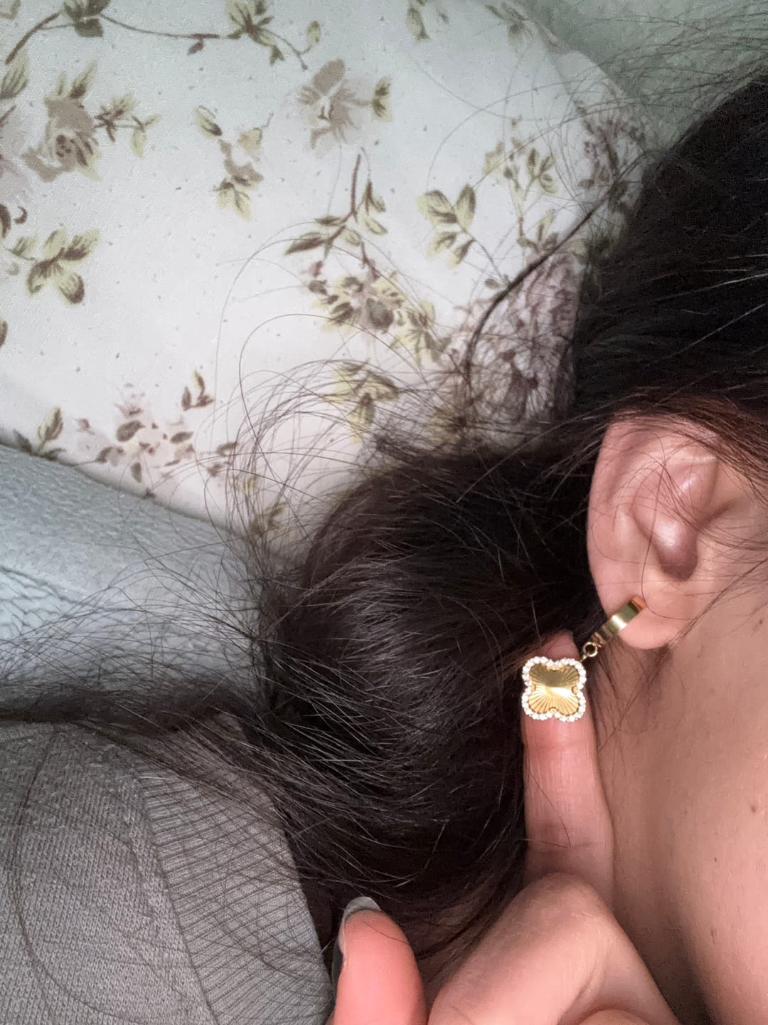 Customer photo review of Glamour Clover Ohrringe | 18K vergoldet