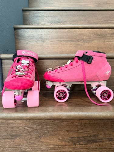 Customer photo review of Royal Assassin Roller Derby Edge Wheels
