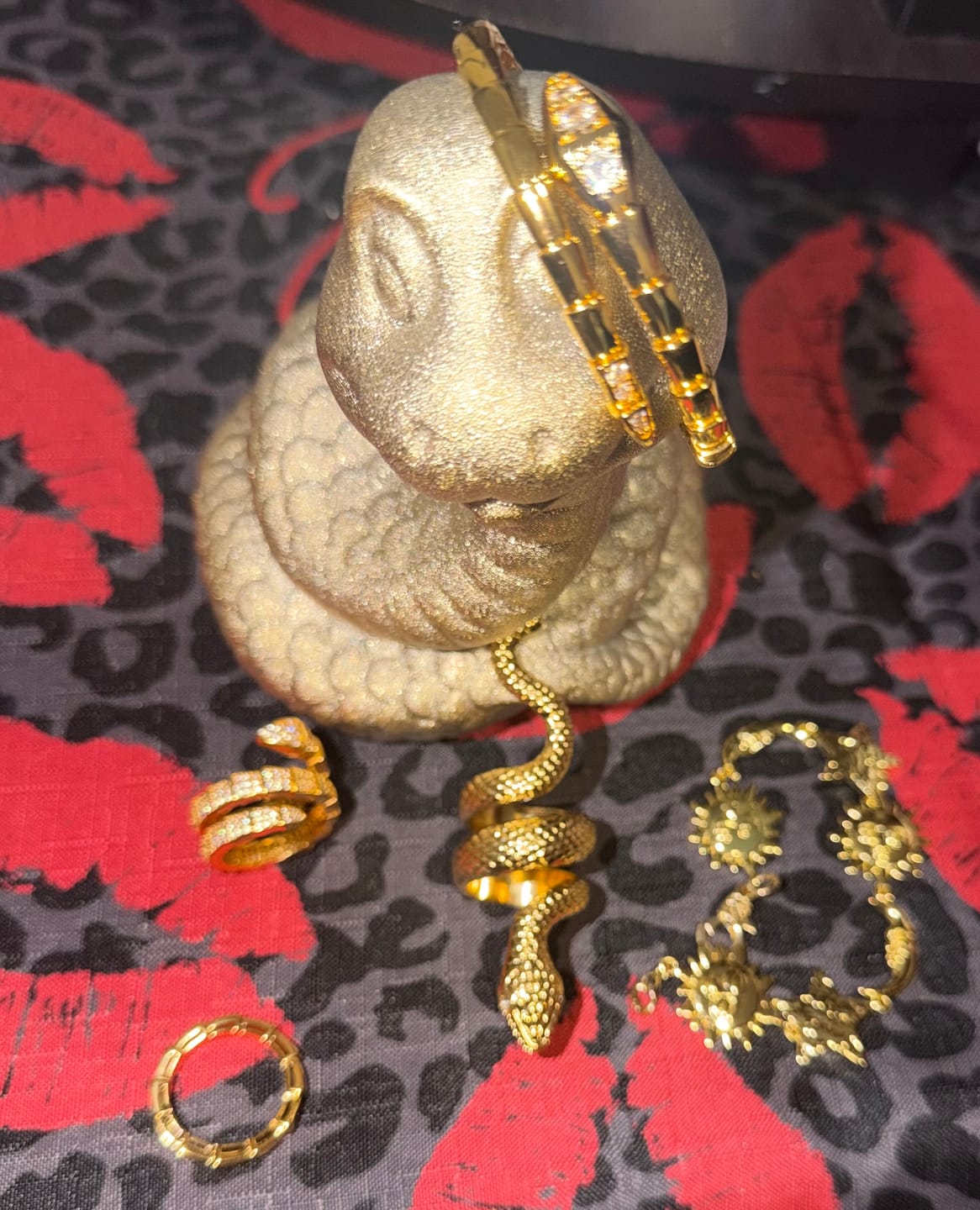 Customer photo review of Anillo Serpiente Cleopatra