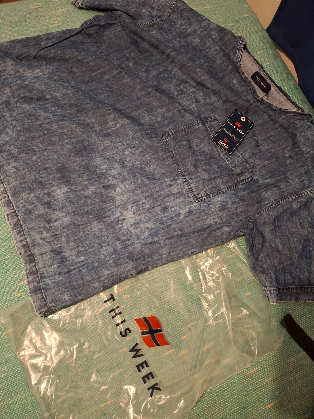 Customer photo review of Remera m/c Over ENIGMA