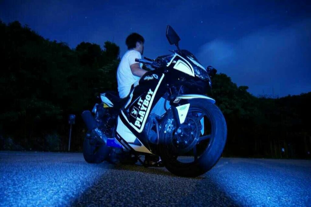Customer photo review of KAWASAKI Ninja 250 2008-2012 Playboy Fairing