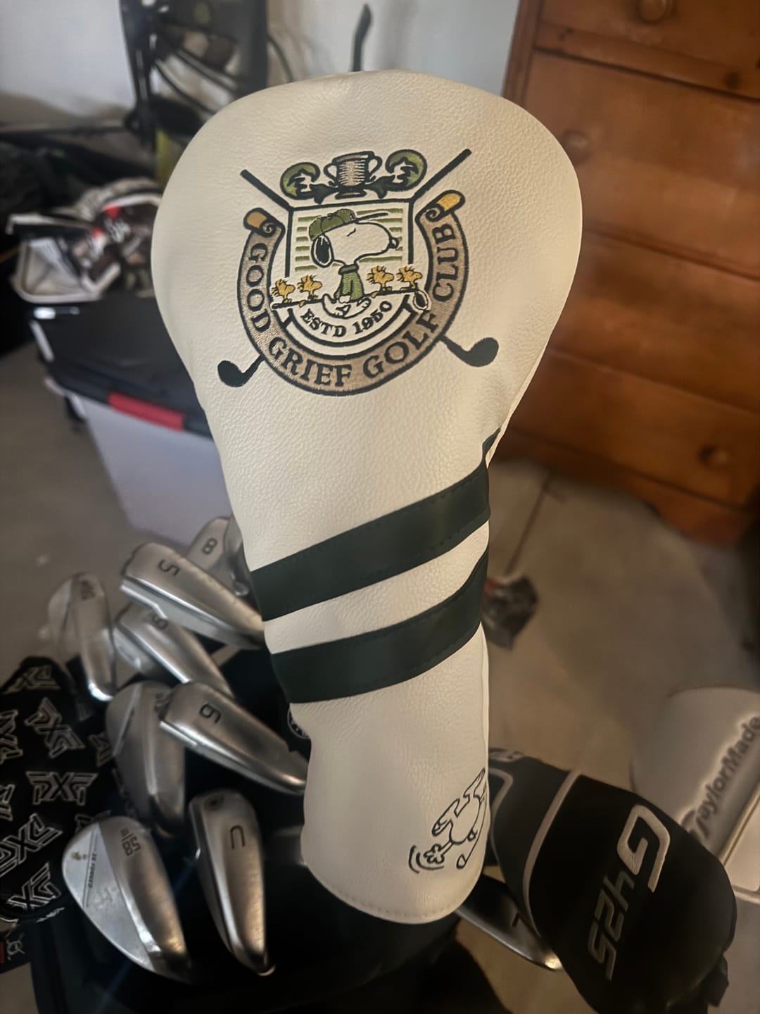 Customer photo review of Peanuts Clubhouse Headcover