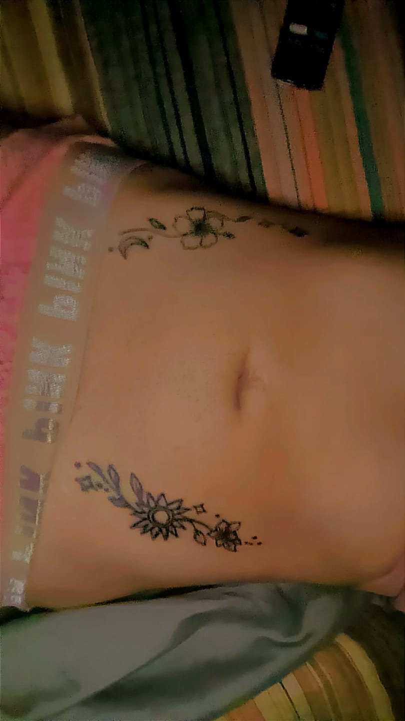 Customer photo review of Tattoo Kit - Neebol Wireless Tattoo Gun Kit for Beginner A10 & 67M