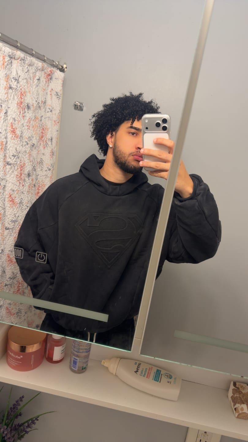 Customer photo review of 5094 - Superman Shield Hoodies