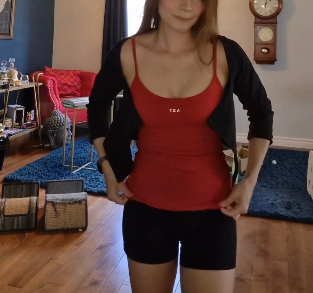 Customer photo review of The Cropped Cardigan Black