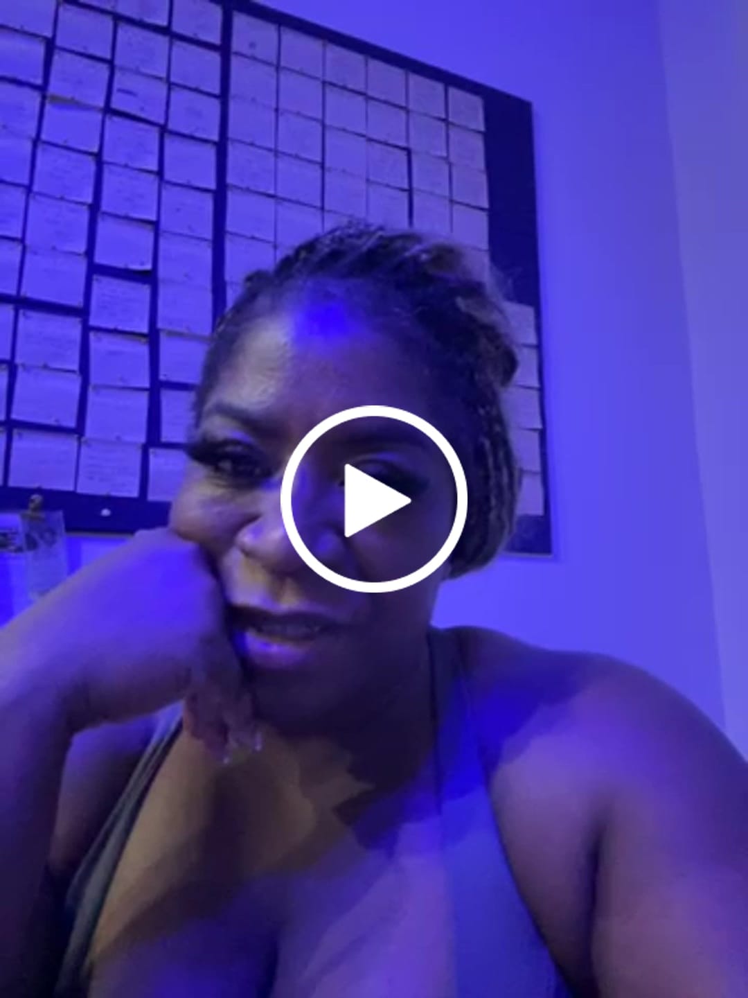 Customer video review of THE FAITH RACE WOMENS CROP JACKET