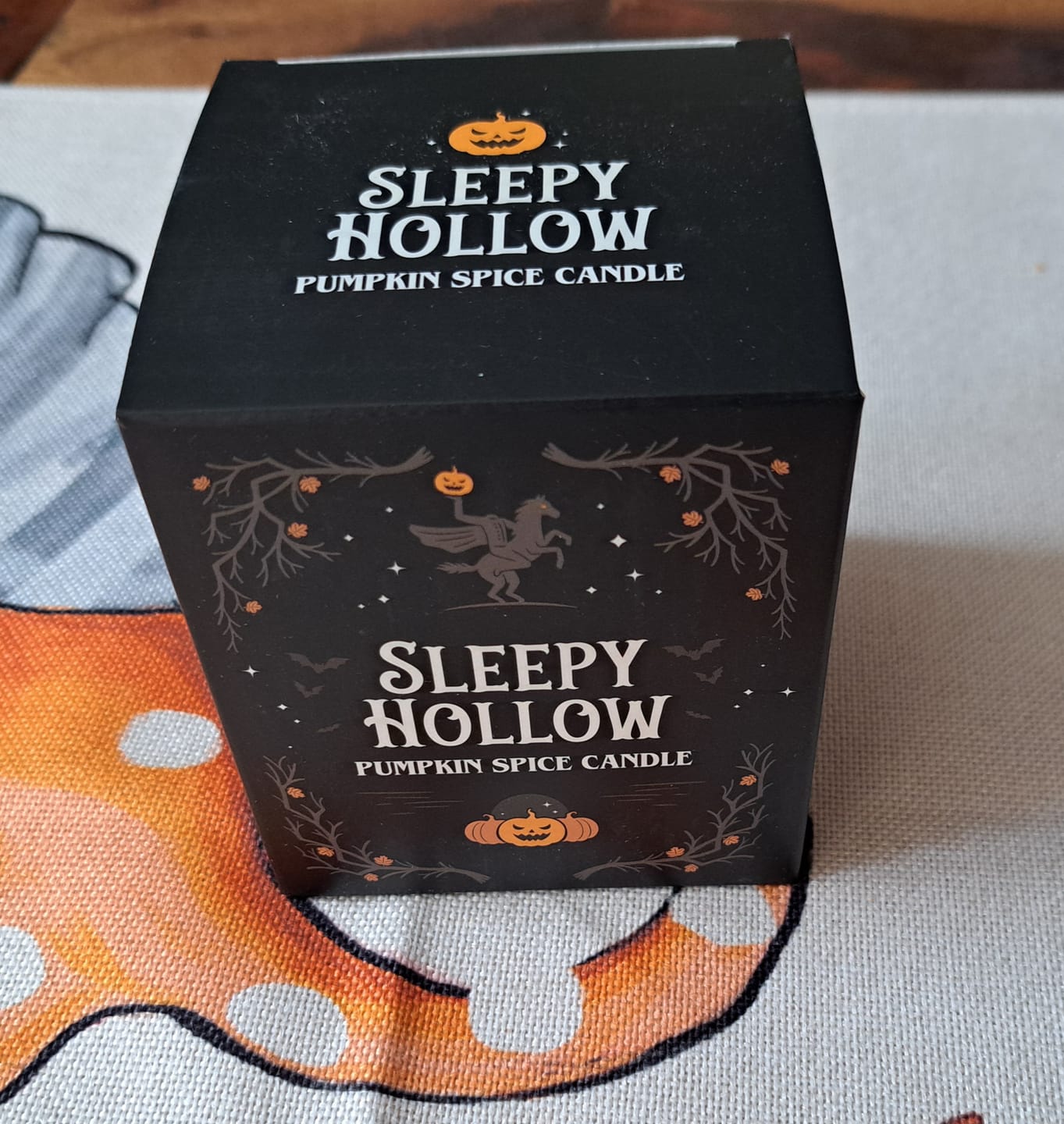 Customer photo review of Sleepy Hallow Duftkerze – Cozy Kerze im Glas mit Kürbisgewürz Geruch