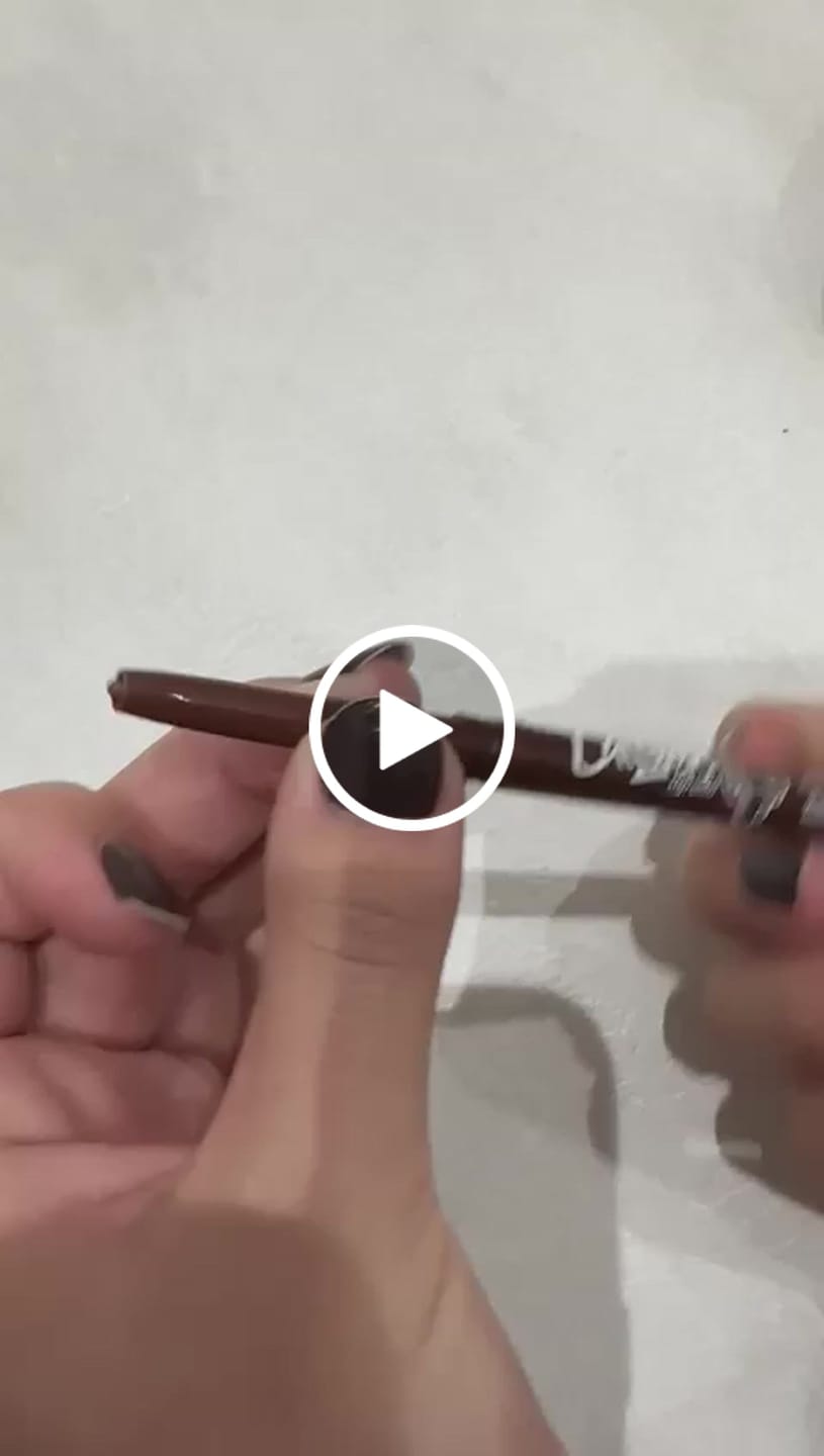 Customer video review of Lapiseira Para Olhos Marrom – Cat Lovers – Vizzela