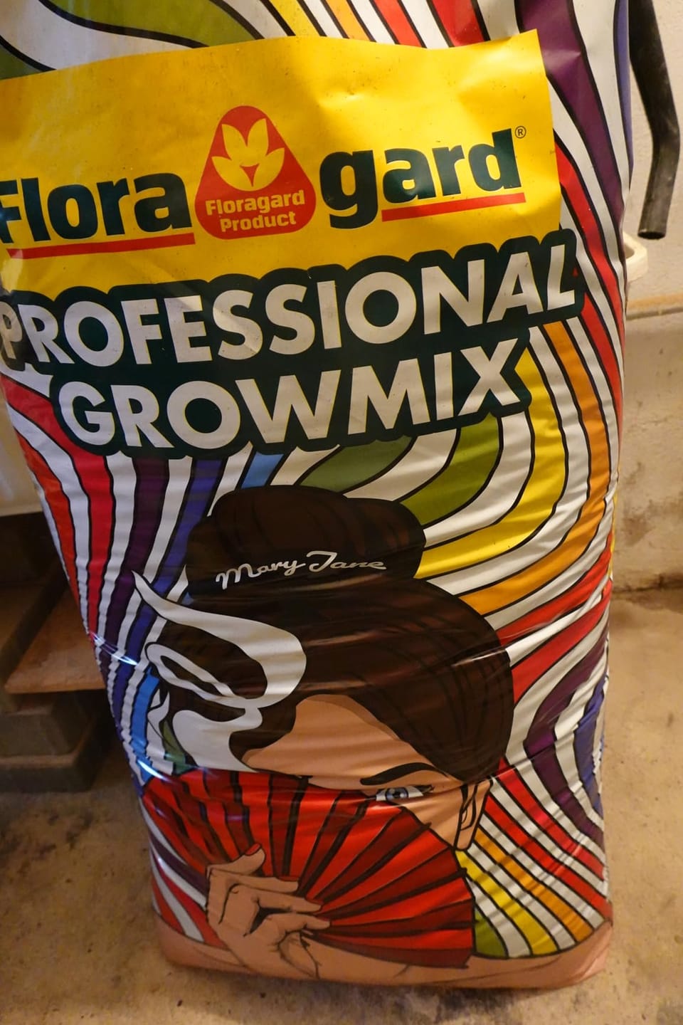 Customer photo review of Floragard Professional Growmix 70L, Cannabis Erde Topfsubstrat mit Perlite und Trichoderma