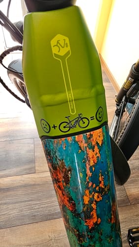 Customer photo review of Sad + Bike = Happy – UV-Aufkleber für E-Bike & Mountainbike