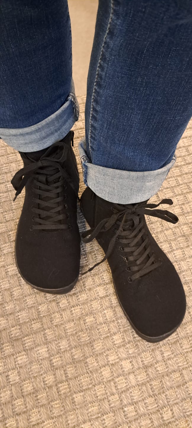 Customer photo review of Vaistoa Tunto 2 -paljasjalkatennarit