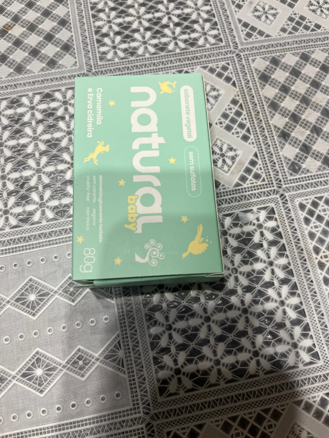 Customer photo review of Sabonete em Barra Natural Baby com Camomila e Erva Cidreira 80 g