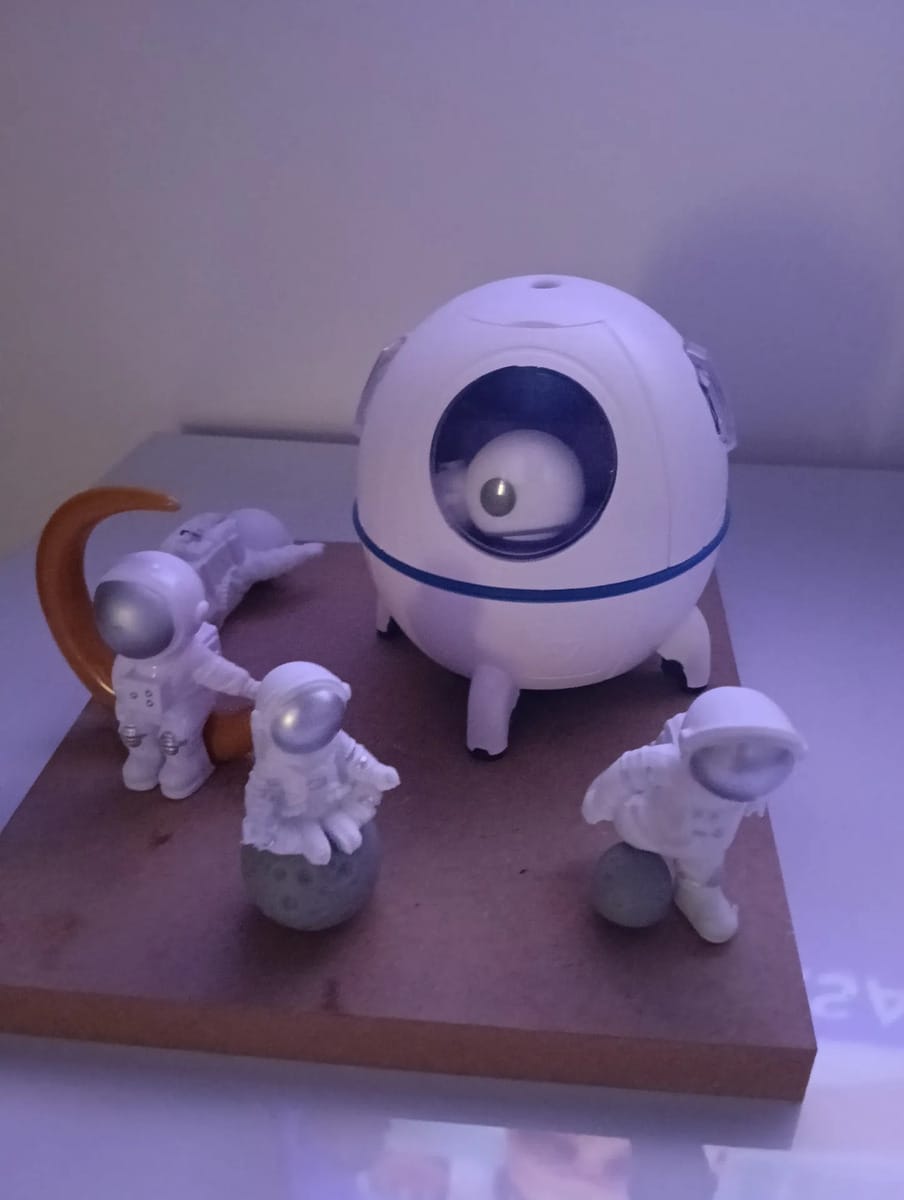Customer photo review of Humidificador nave astronauta USB
