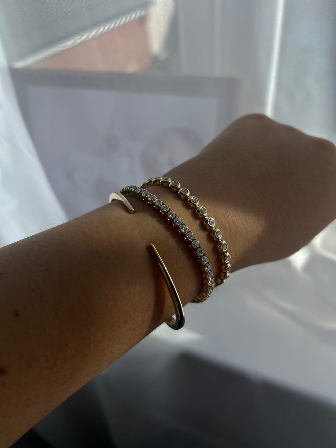 Customer photo review of Classic Claw Bangle