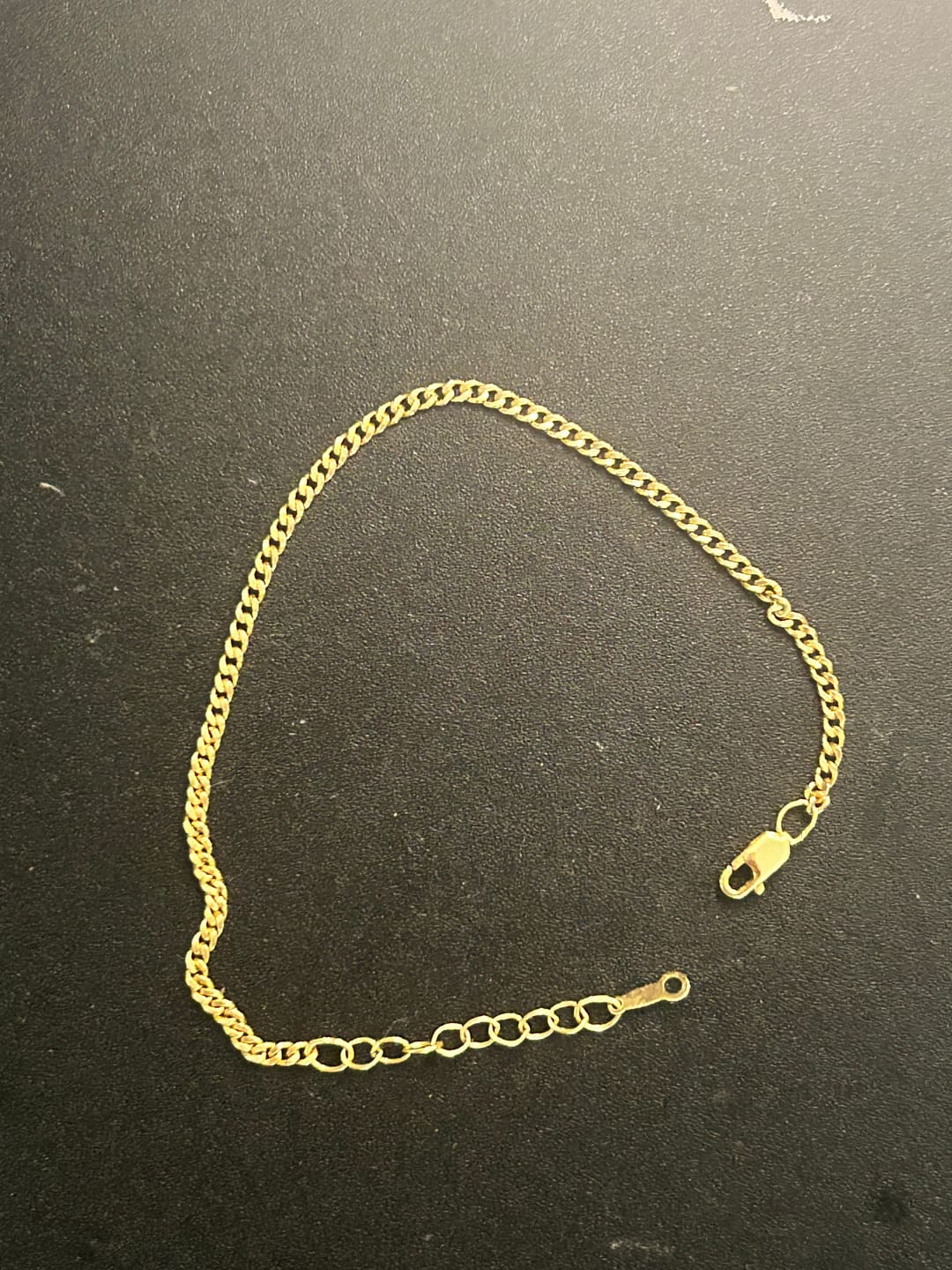 Customer photo review of Curb Chain Bracelet