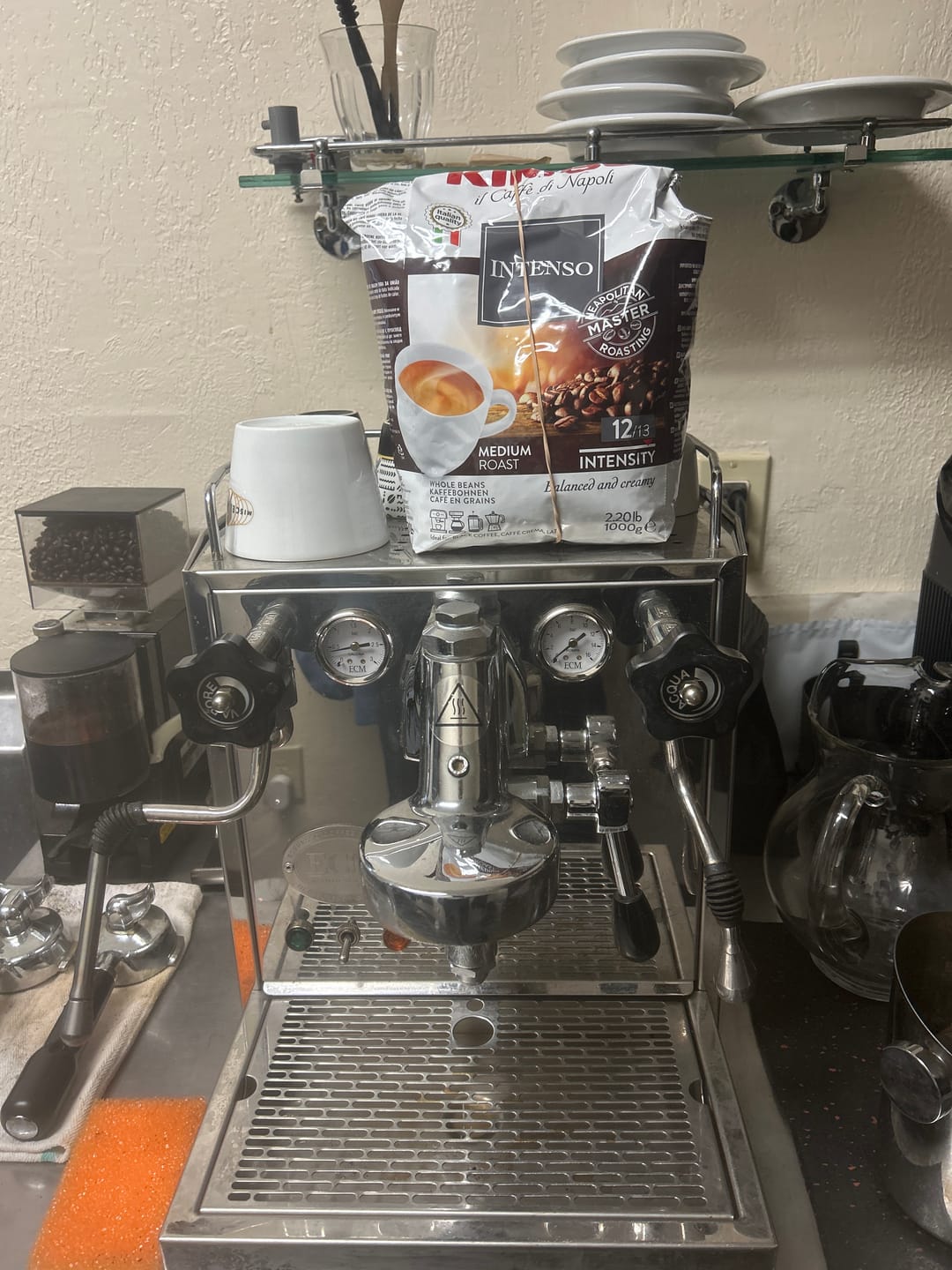 Customer photo review of Intenso - Whole Bean Coffee 2.2lbs