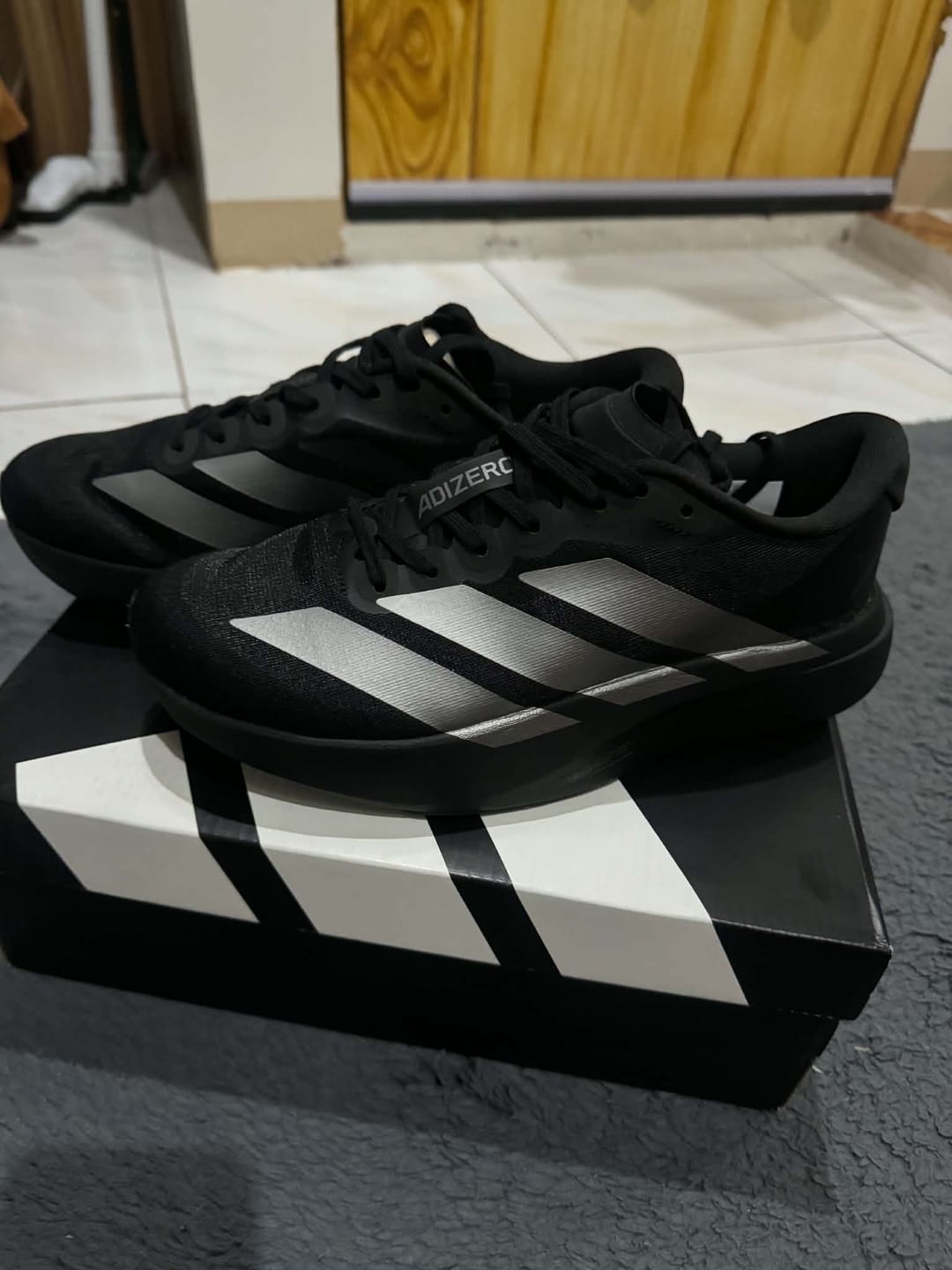 Customer photo review of Adizero Evo SL CoreBlack / Iron Mettalic - AZS