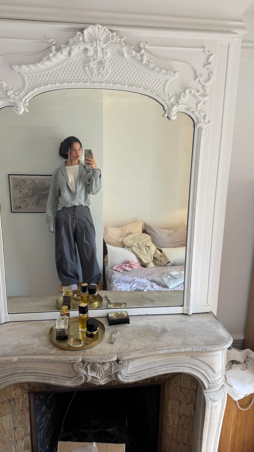 Customer photo review of Aelfric Eden Pleated Baggy Barrel Pants