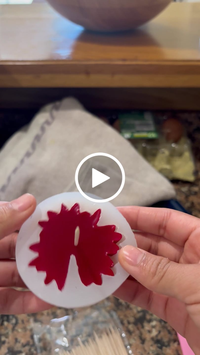 Customer video review of Molde flor margarita