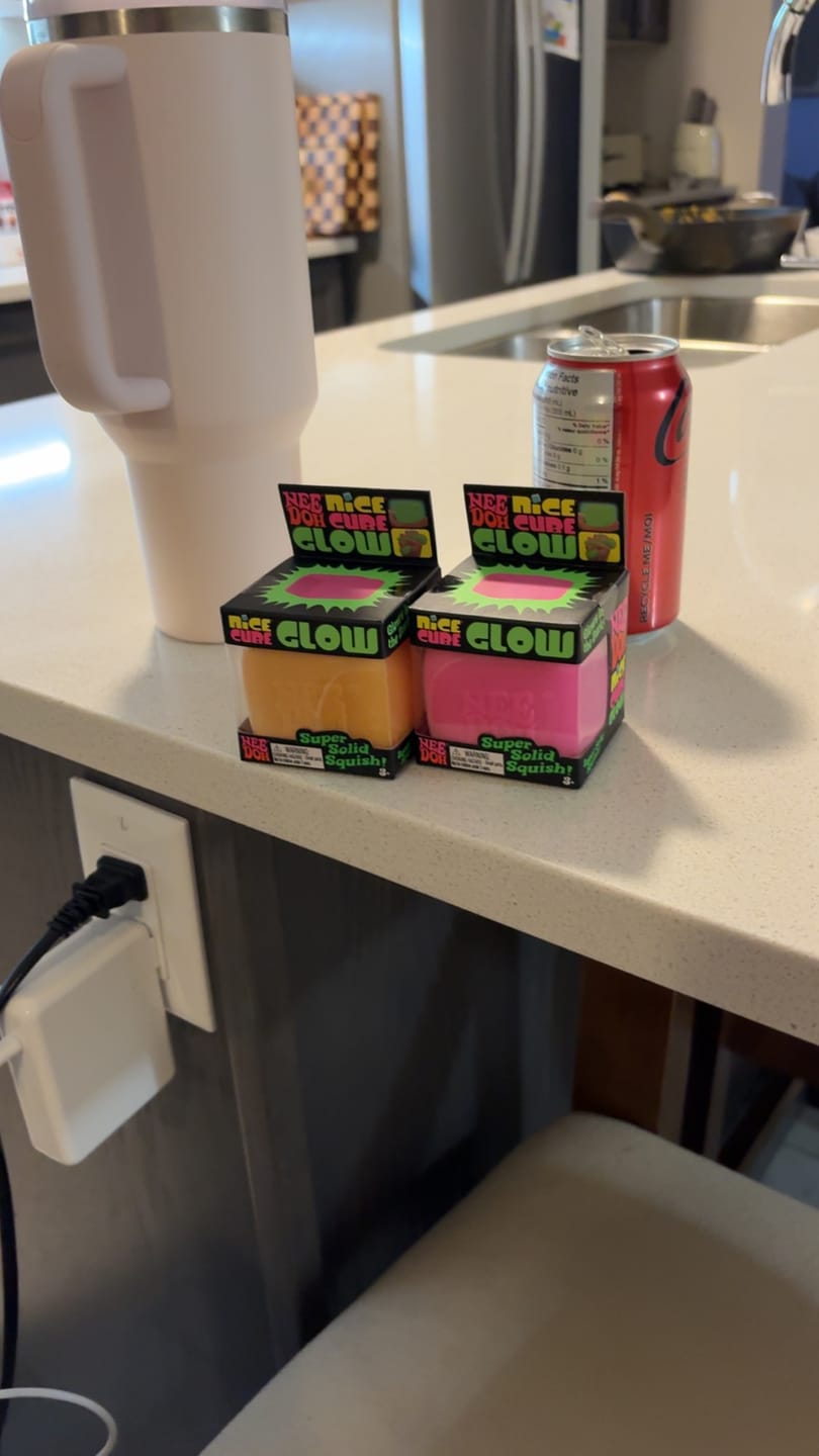 Customer photo review of Needoh Nice Cube Glow (Random Colour)