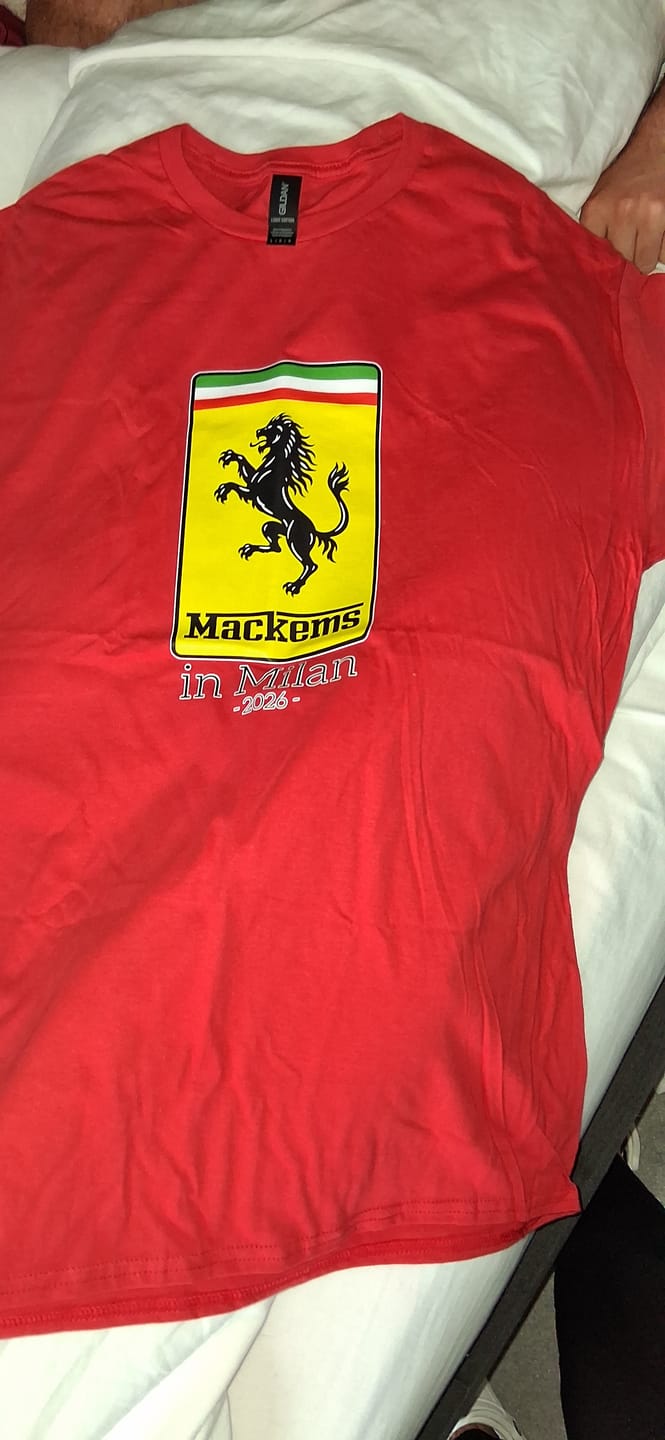 Customer photo review of THE MACKEMS IN MILAN - ROSSO