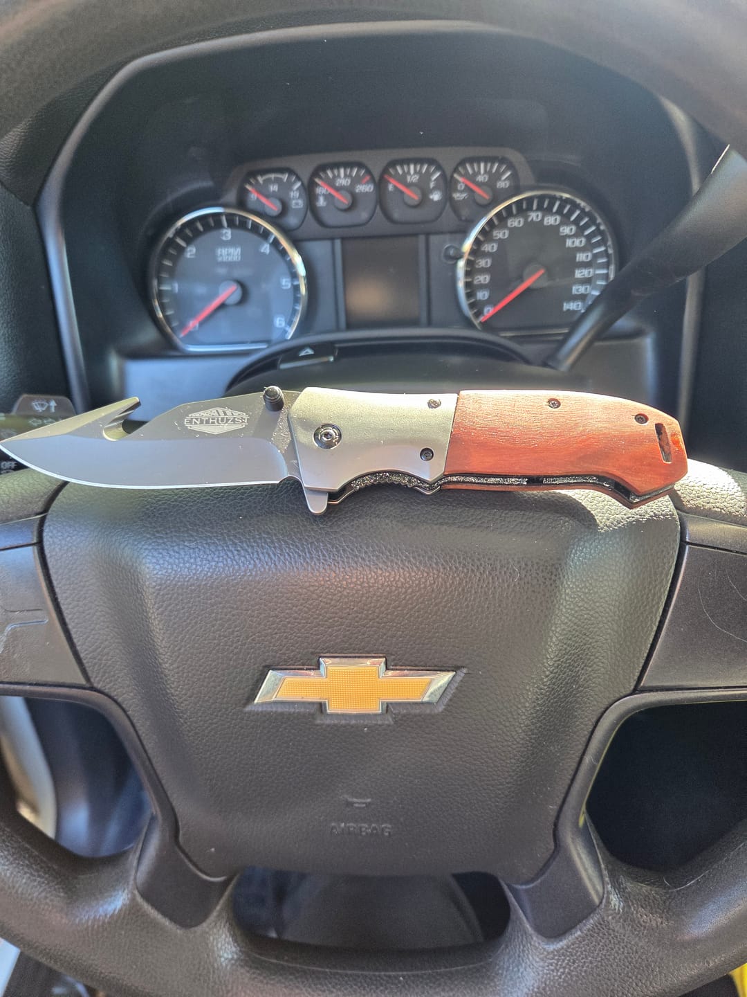Customer photo review of HOLY GRAIL™ POCKET KNIFE