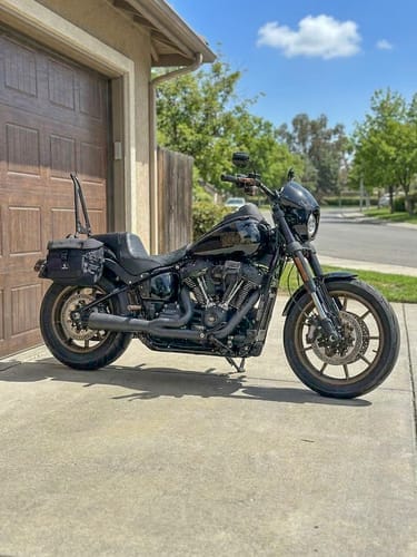 Customer photo review of 20L - Incognito Quick-Mount Small Saddlebags for Harley Softail Low Rider S FXLRS