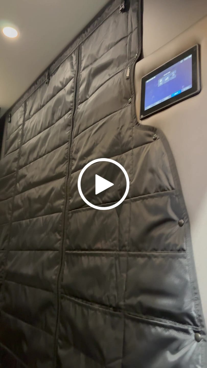 Customer video review of Tiffin Open Trail Cab Partition
