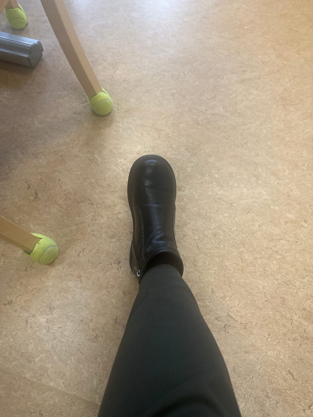 Customer photo review of Women Winter Genuine Leather Fleece-lined Ankle Boots