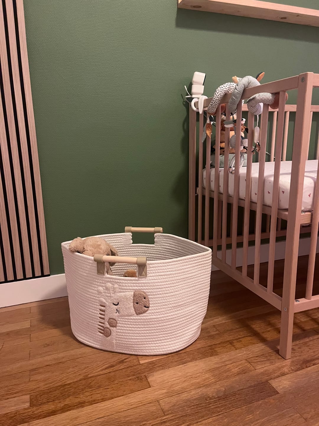 Customer photo review of Giraffe Storage Basket