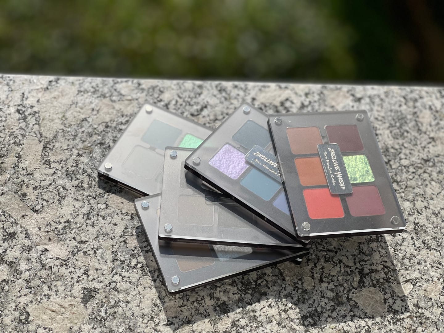 Customer photo review of NEW! Single Pressed Eyeshadow