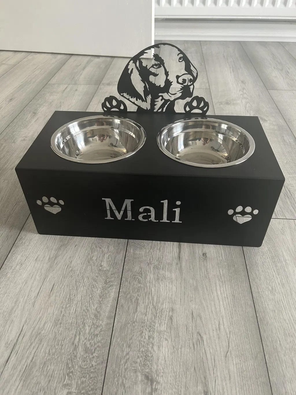 Customer photo review of Custom Name Dog Bowl Stand - Vizsla