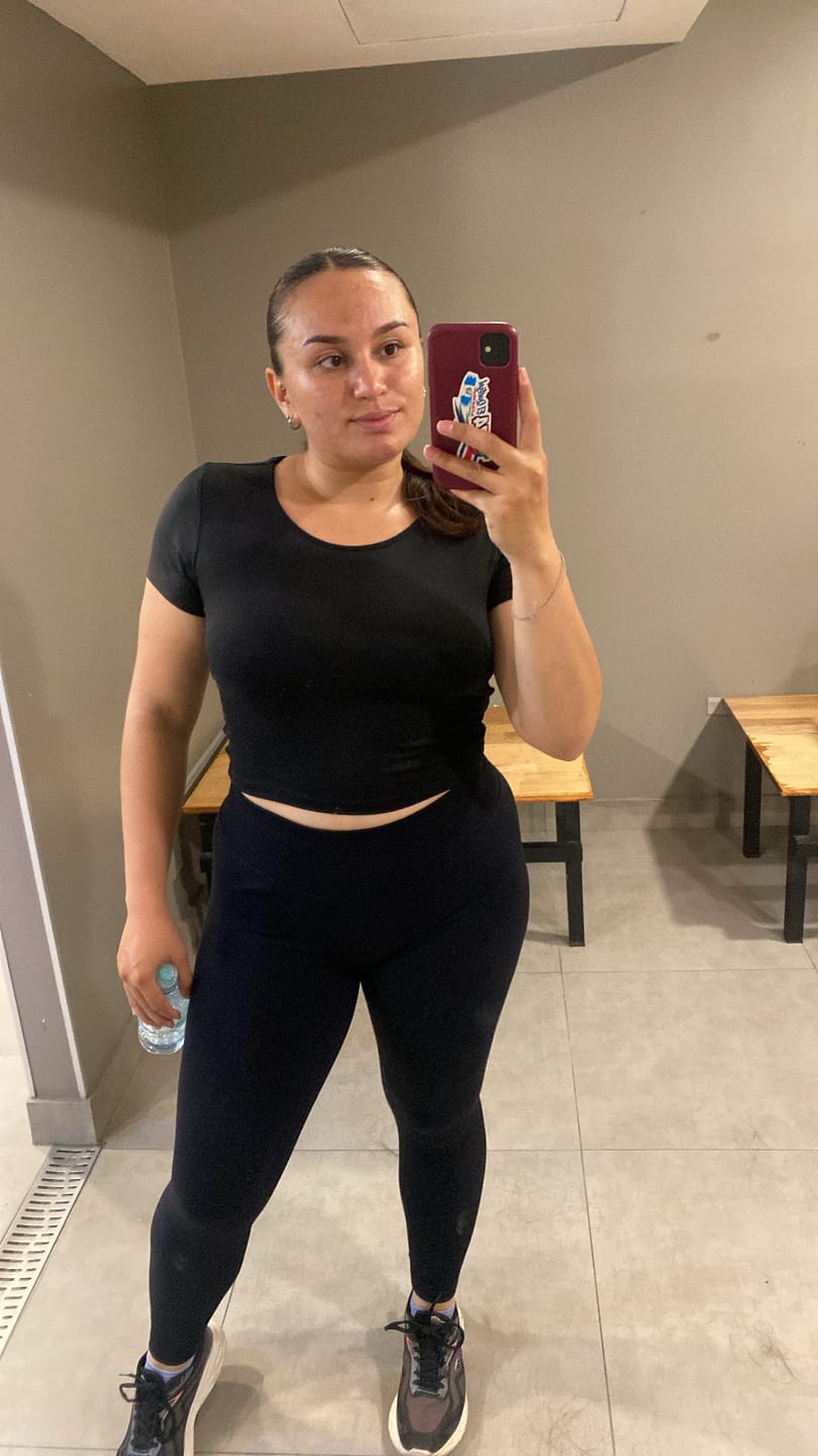 Customer photo review of Impact Leggings Midnight Black