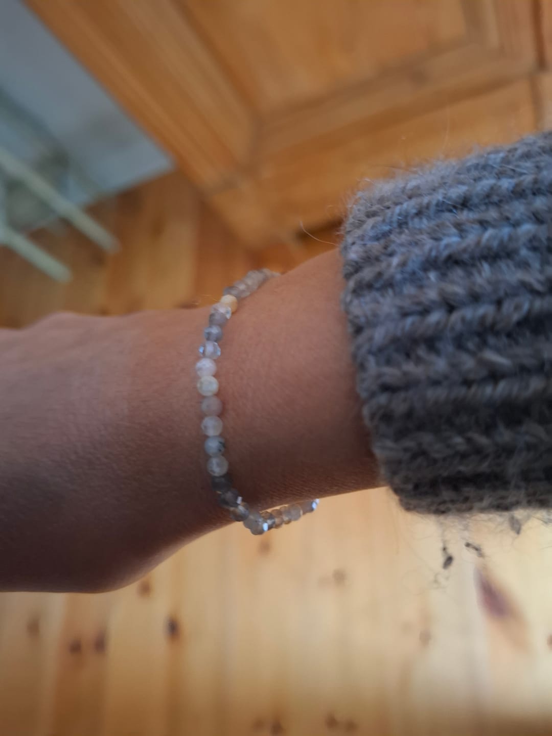 Customer photo review of Guided Mondstein Armband