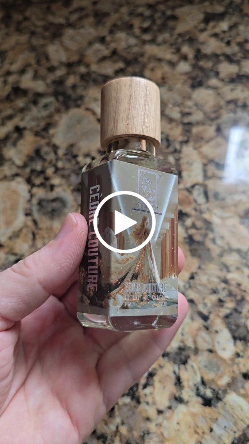 Customer video review of Cèdre Couture