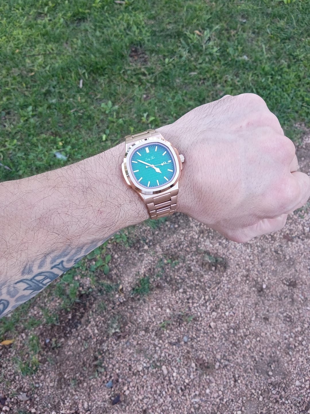 Customer photo review of Lucky Fours® Wraith