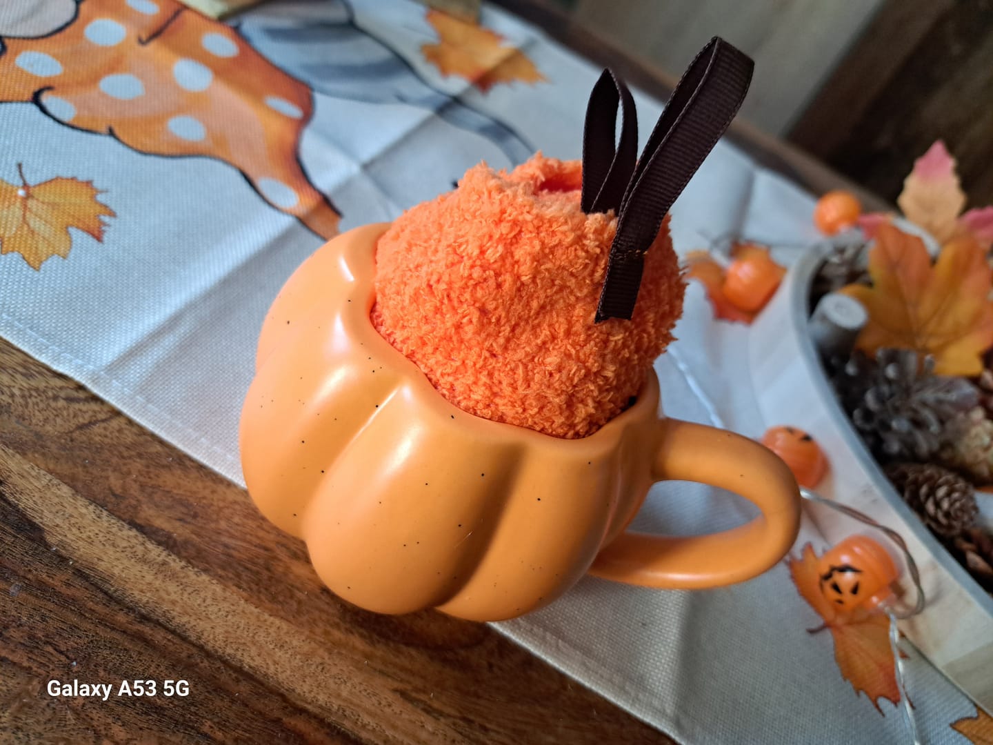 Customer photo review of Kürbis Tasse & Kuschelsocken – Herbstliches Geschenkset