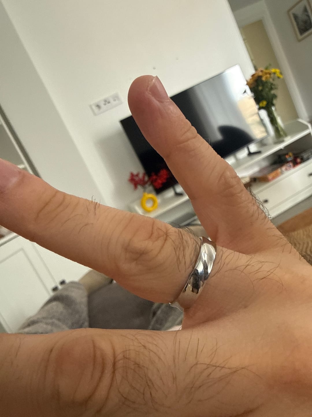 Customer photo review of Twisted Unisize Ring