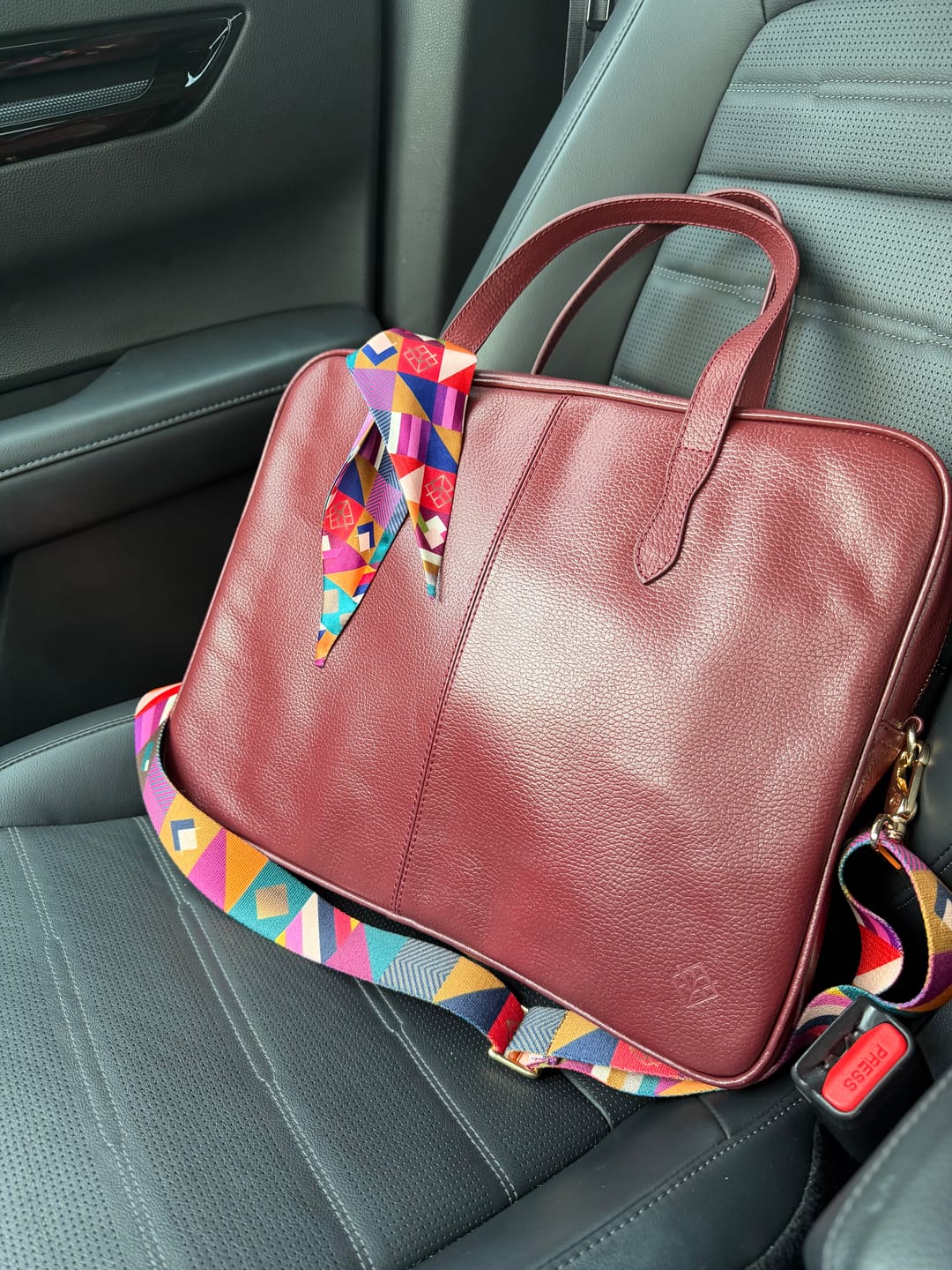 Customer photo review of Portafolio Laptop Merlot
