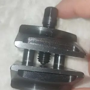 Customer photo review of Strumento Smontaggio Ammortizzatori Auto Struttura Acciaio