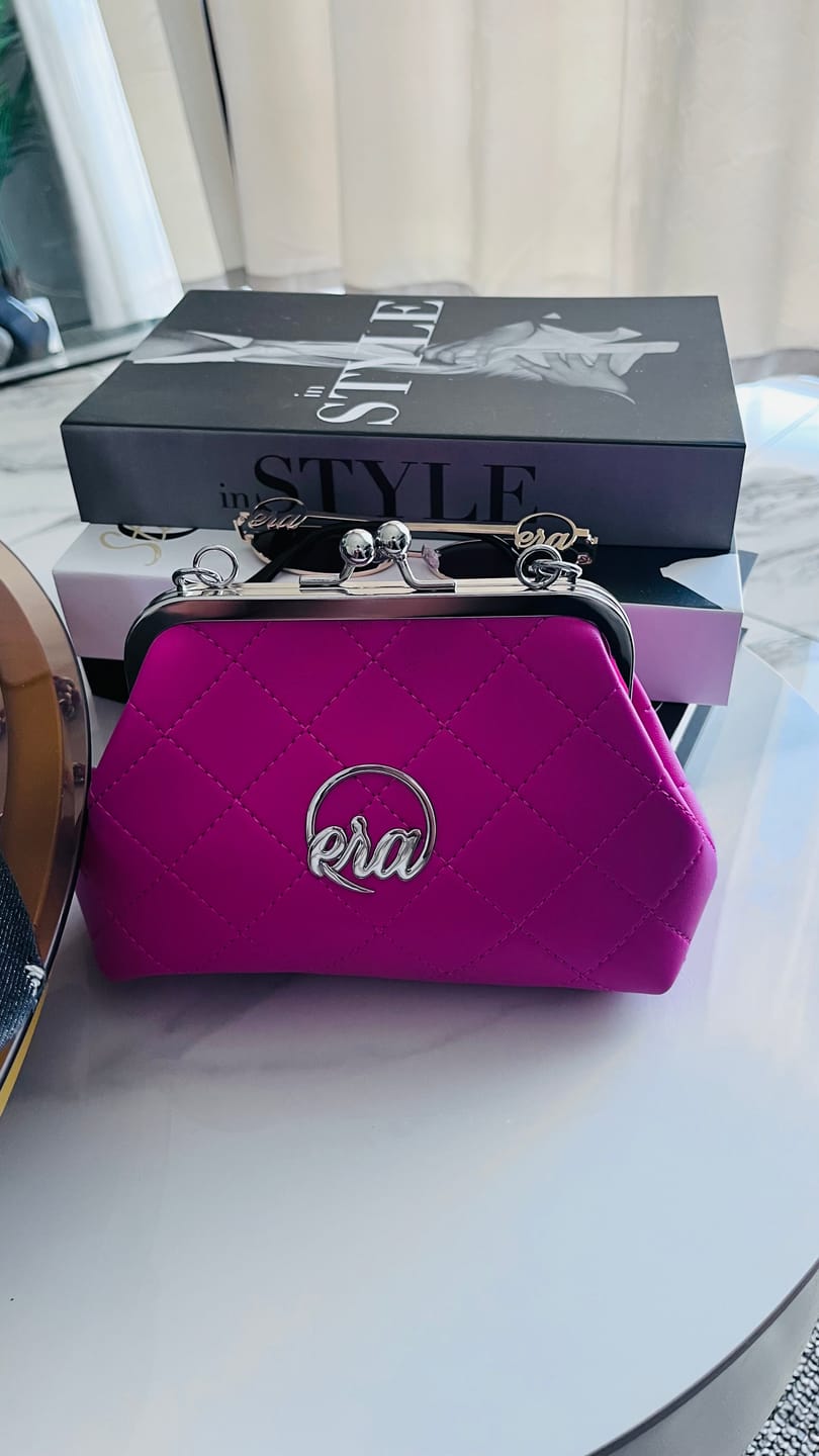 Customer photo review of ERA Mini Kisslock Chain Bag – Pink